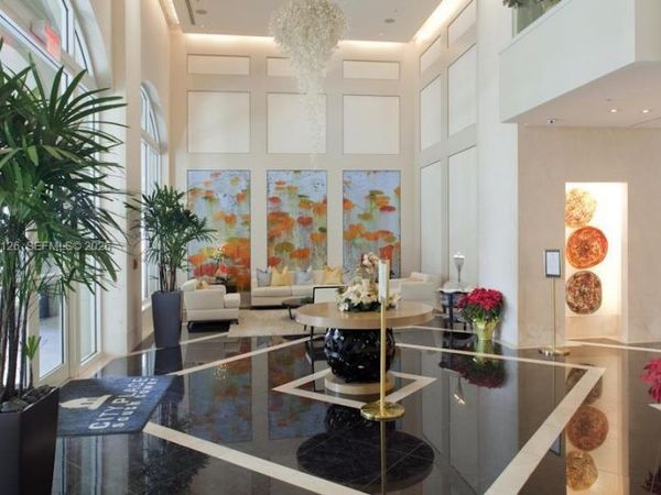 550 Okeechobee Blvd , Unit 1417, West Palm Beach, FL 33401