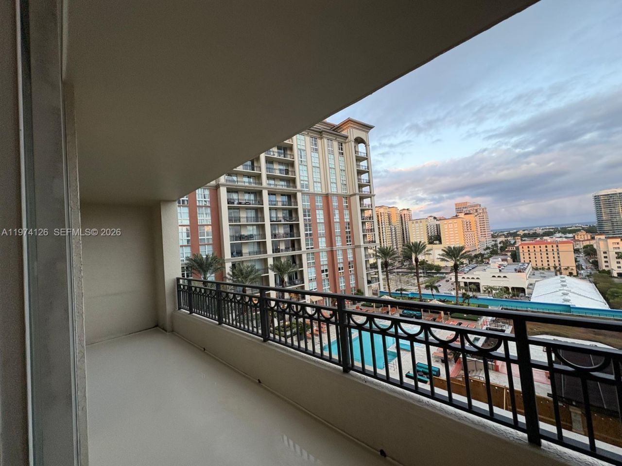 550 Okeechobee Blvd , Unit 1417, West Palm Beach, FL 33401 Photo