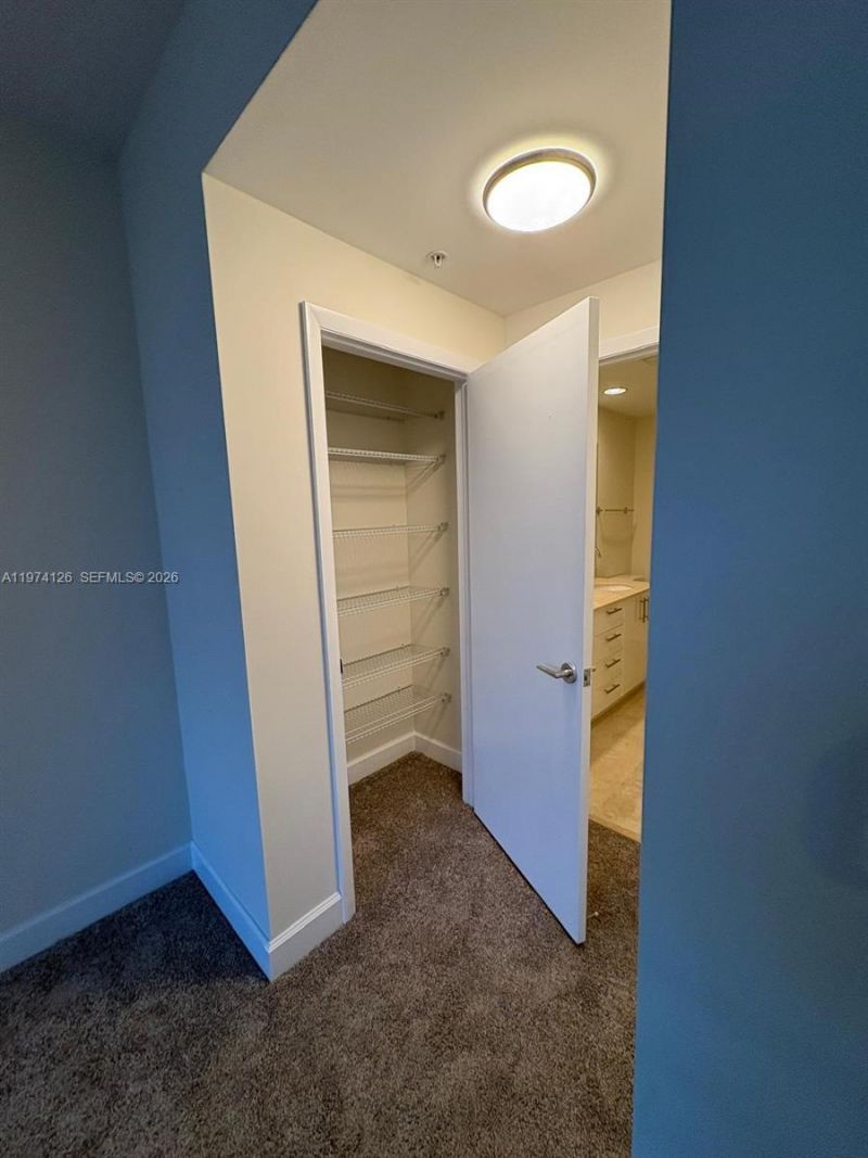 550 Okeechobee Blvd , Unit 1417, West Palm Beach, FL 33401 Photo