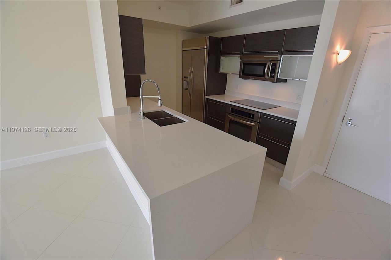 550 Okeechobee Blvd , Unit 1417, West Palm Beach, FL 33401 Photo