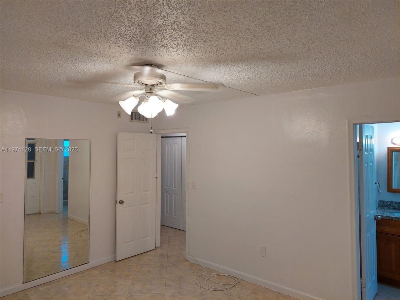714 NE 10th St, Unit 103, Hallandale Beach, FL 33009 Photo
