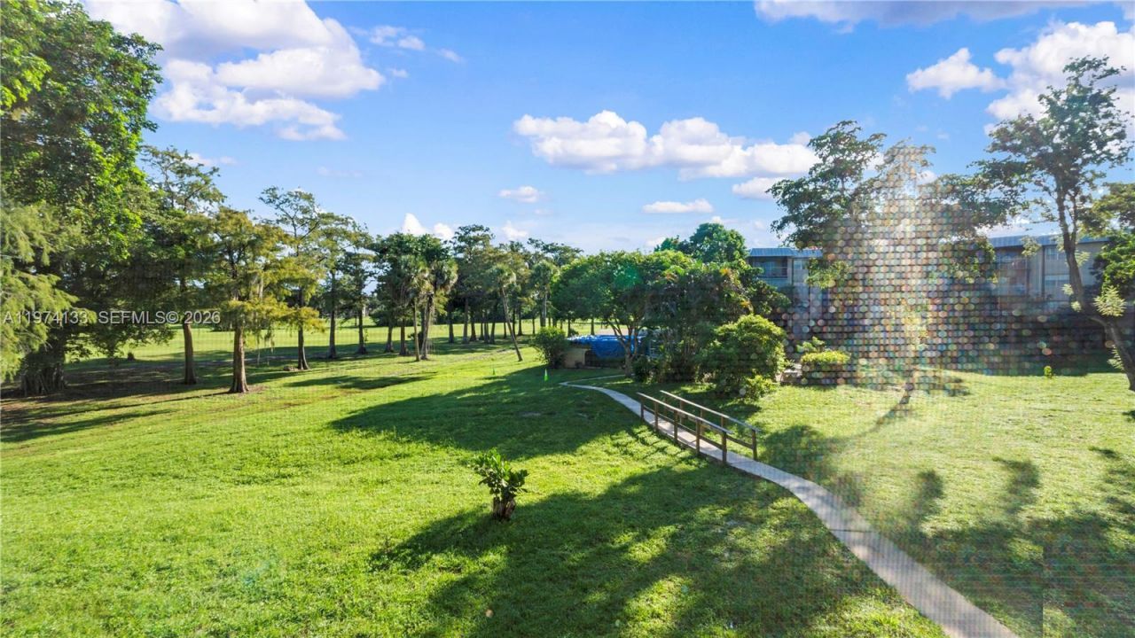 6301 N Falls Cir Dr, Unit 206, Lauderhill, FL 33319 Photo