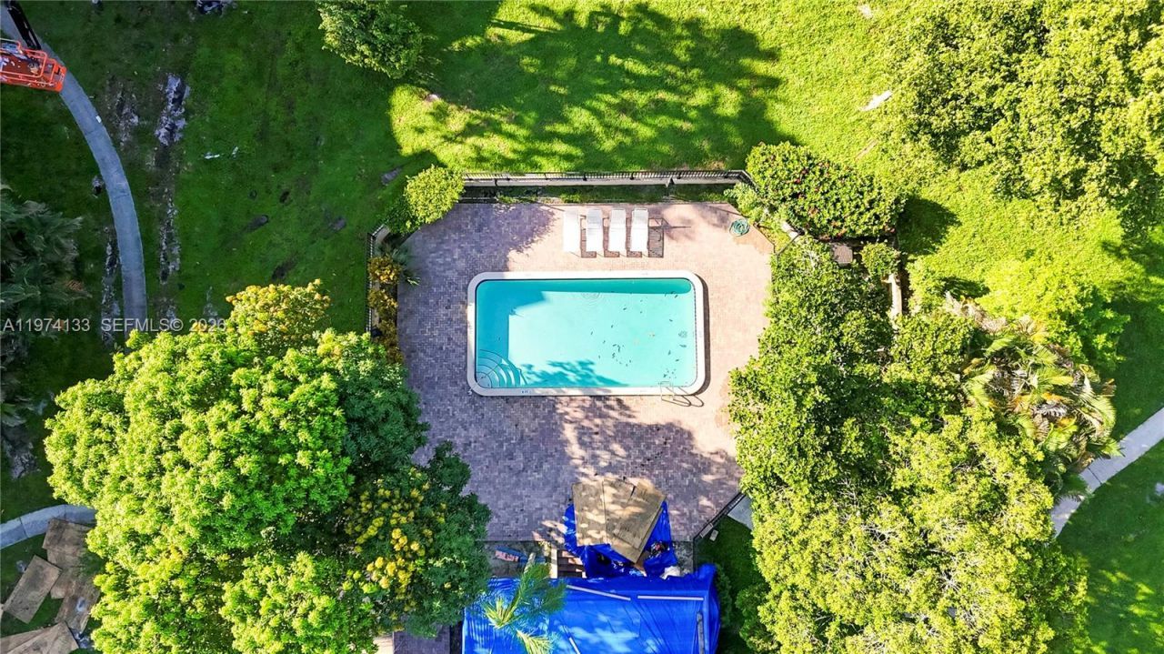 6301 N Falls Cir Dr, Unit 206, Lauderhill, FL 33319 Photo