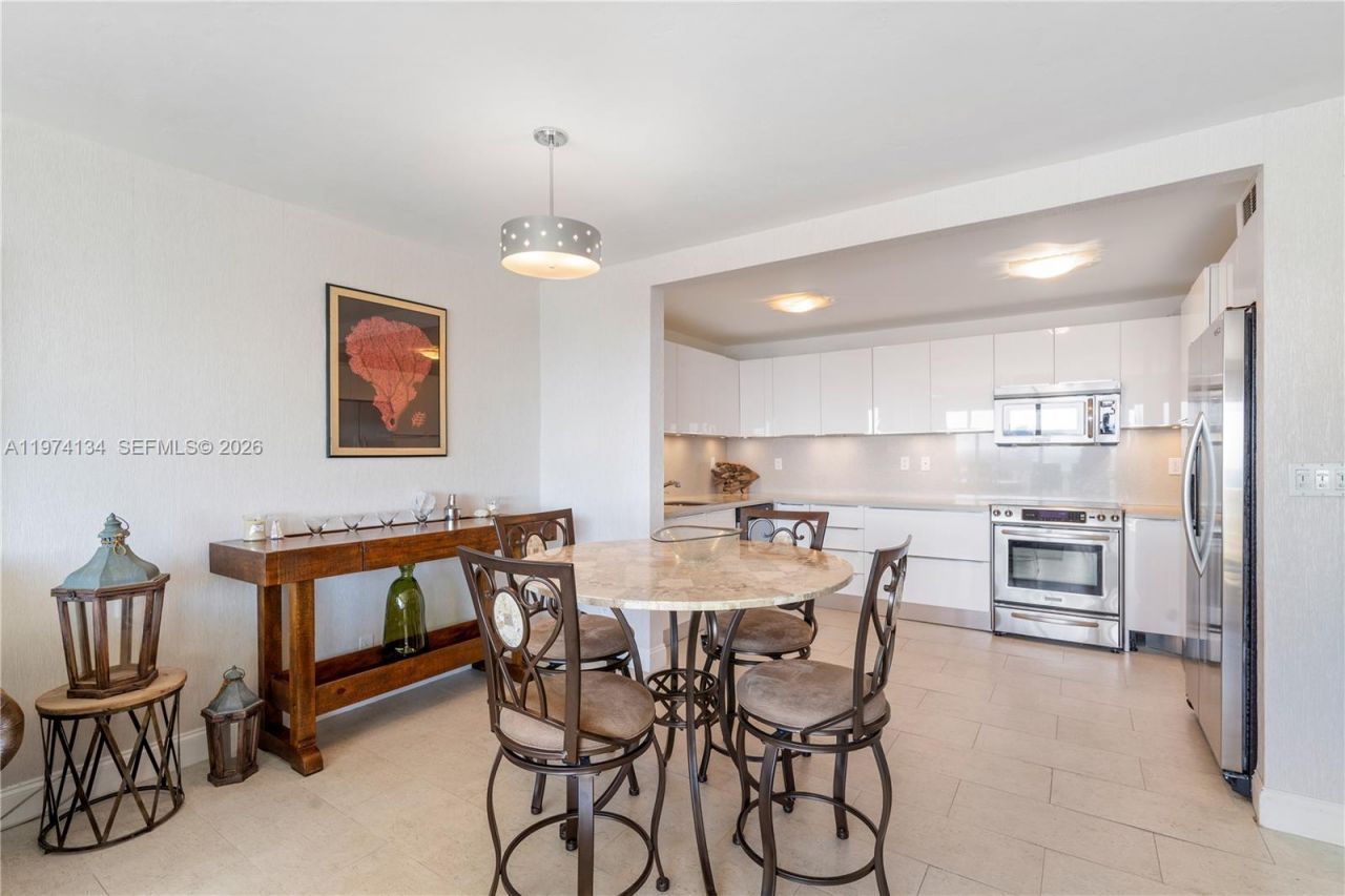 2100 S Ocean Dr, Unit 11J, Fort Lauderdale, FL 33316 Photo