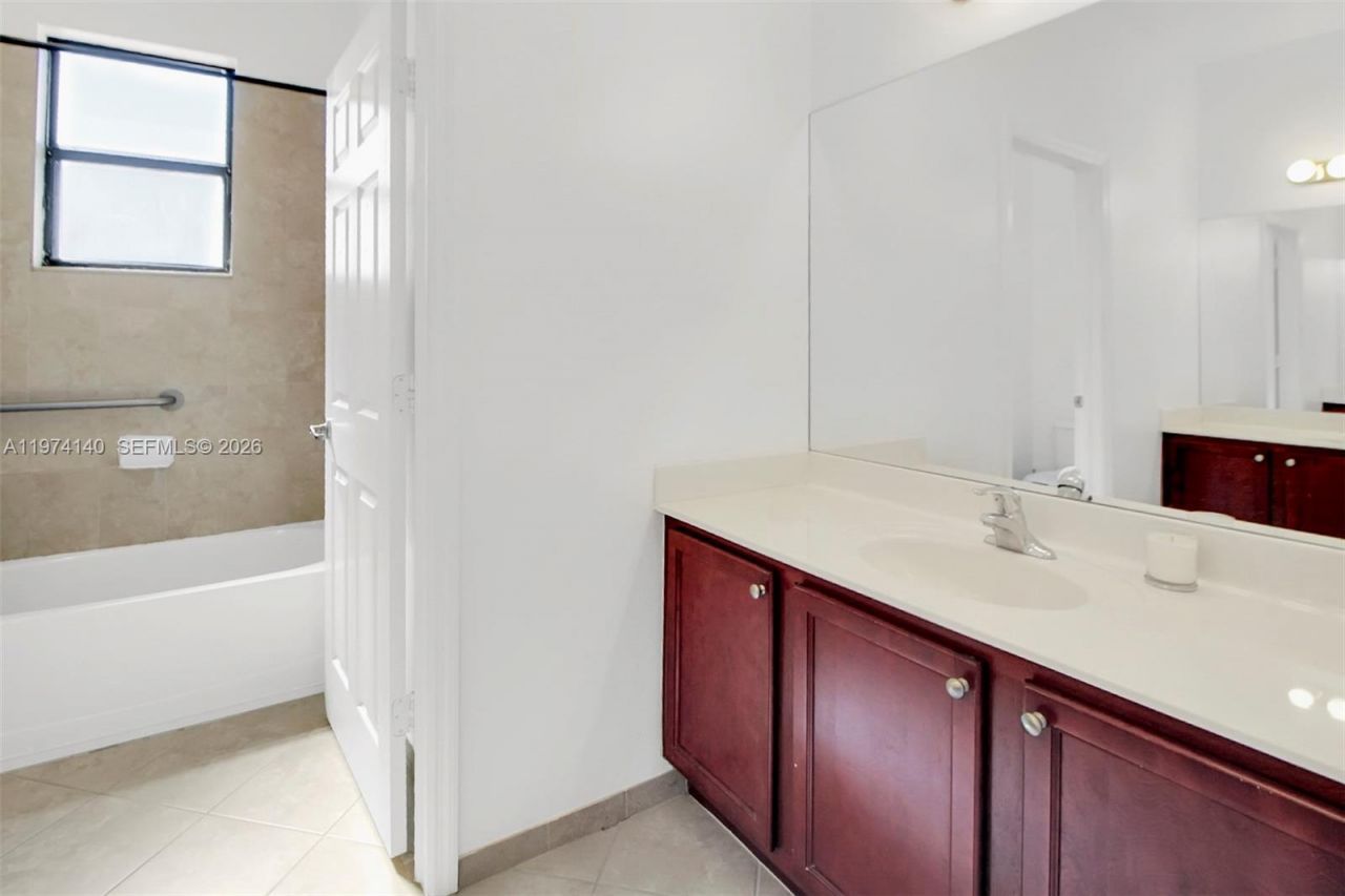 22917 SW 105th Ave , Cutler Bay, FL 33190 Photo