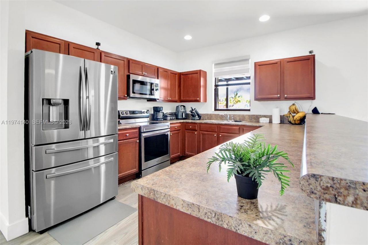 22917 SW 105th Ave , Cutler Bay, FL 33190 Photo