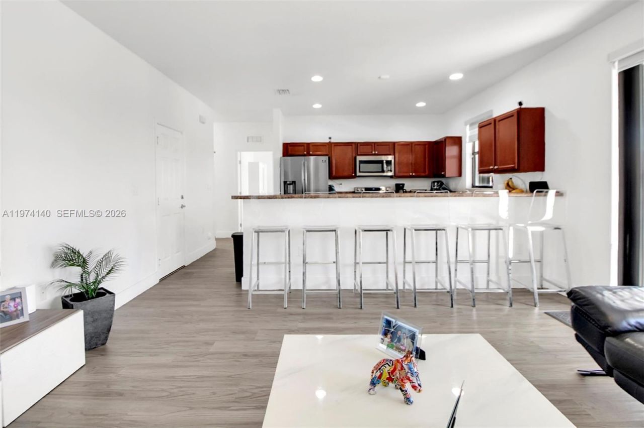 22917 SW 105th Ave , Cutler Bay, FL 33190 Photo