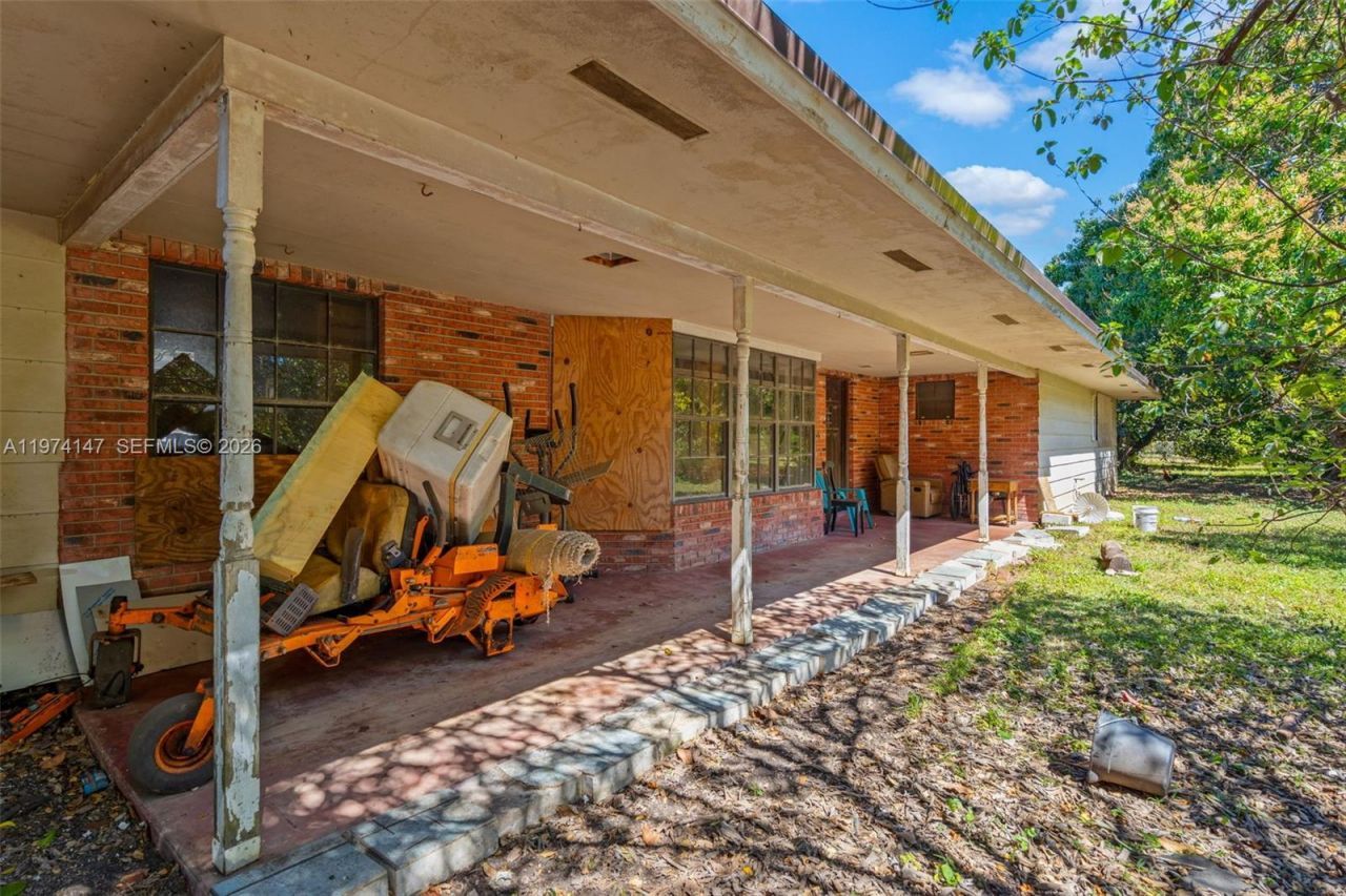 19401 SW 264th St, Homestead, FL 33031 Photo