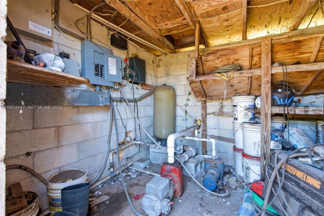 19401 SW 264th St, Homestead, FL 33031 Photo