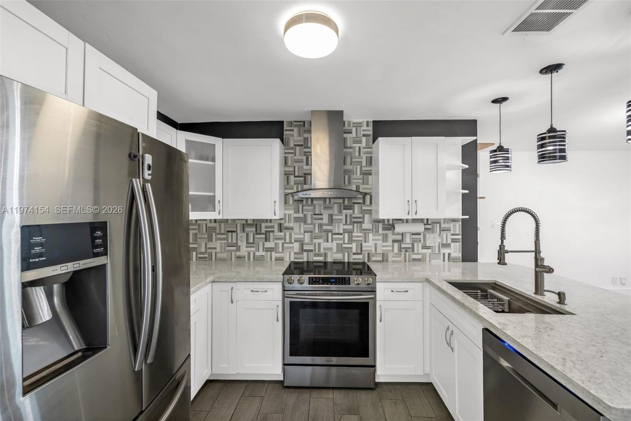 1151 NE 42nd Ct, Pompano Beach, FL 33064 Photo