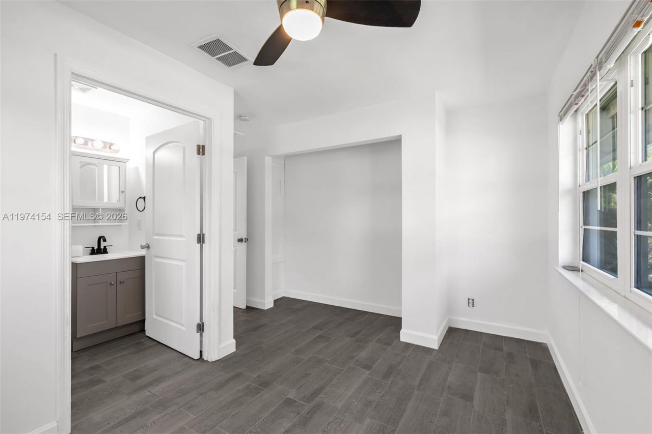 1151 NE 42nd Ct, Pompano Beach, FL 33064 Photo