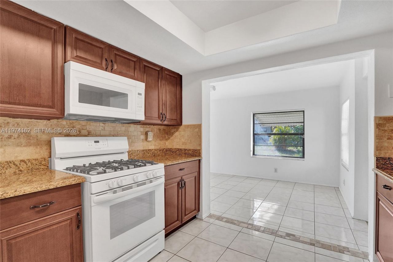 2161 NW 73rd Ave, Sunrise, FL 33313 Photo