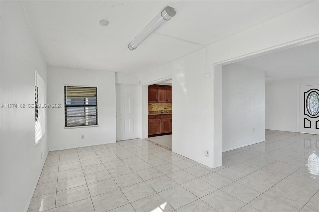 2161 NW 73rd Ave, Sunrise, FL 33313 Photo