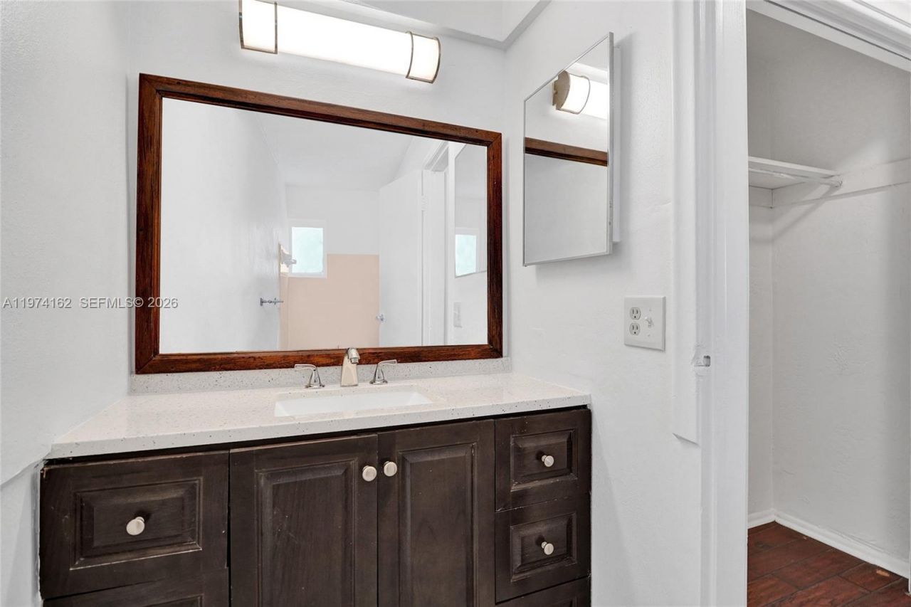 2161 NW 73rd Ave, Sunrise, FL 33313 Photo