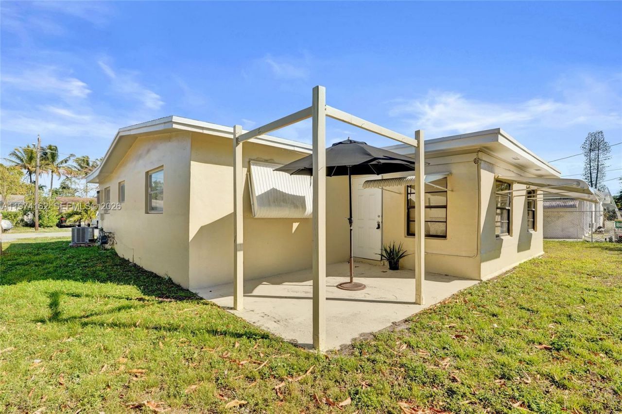 2161 NW 73rd Ave, Sunrise, FL 33313 Photo