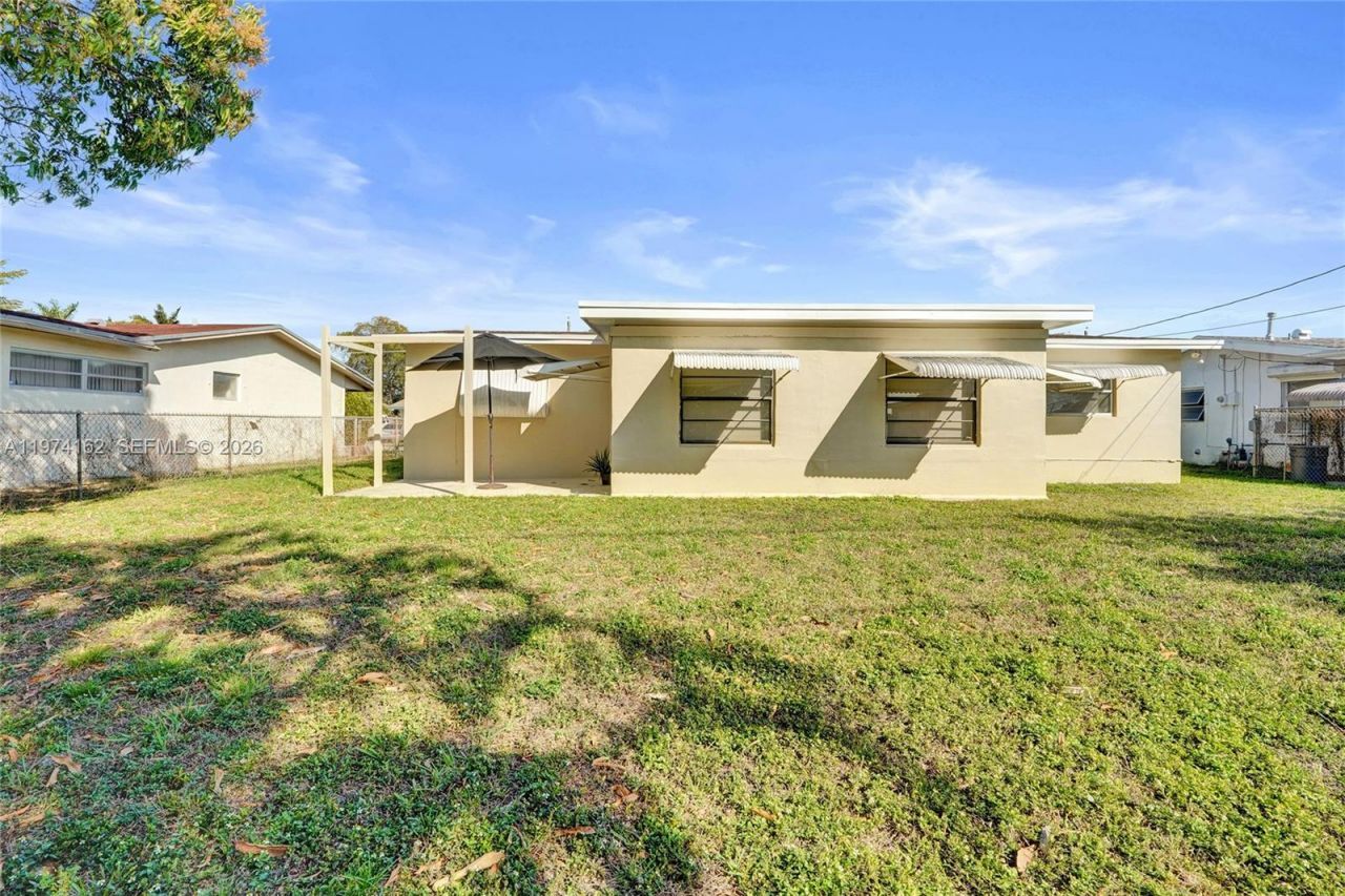 2161 NW 73rd Ave, Sunrise, FL 33313 Photo