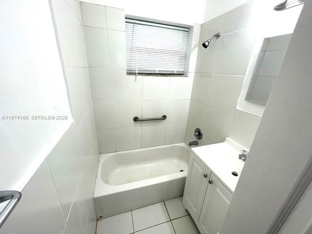 810 82nd St , Miami Beach, FL 33141 Photo