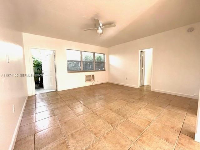 810 82nd St , Miami Beach, FL 33141 Photo