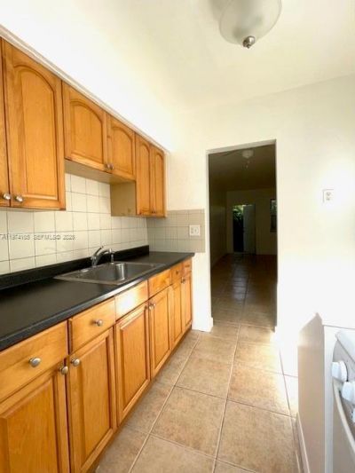 810 82nd St , Miami Beach, FL 33141 Photo