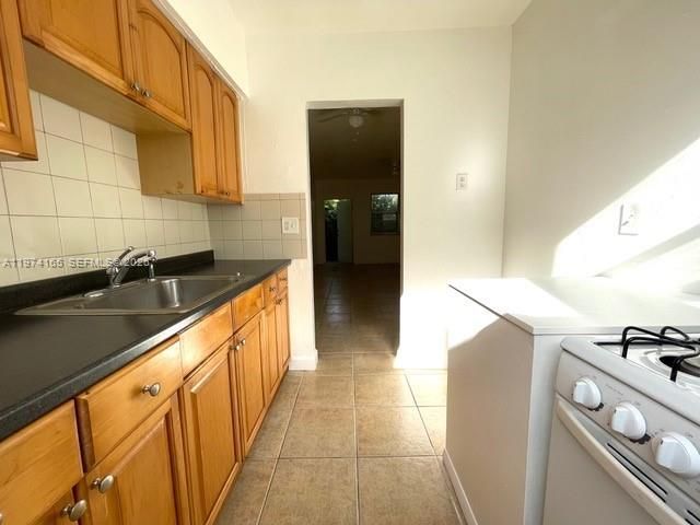 810 82nd St , Miami Beach, FL 33141 Photo