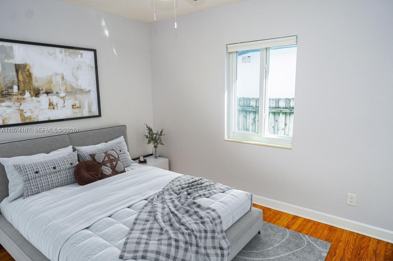 5911 SW 6th St, Unit 2, Miami, FL 33144 Photo