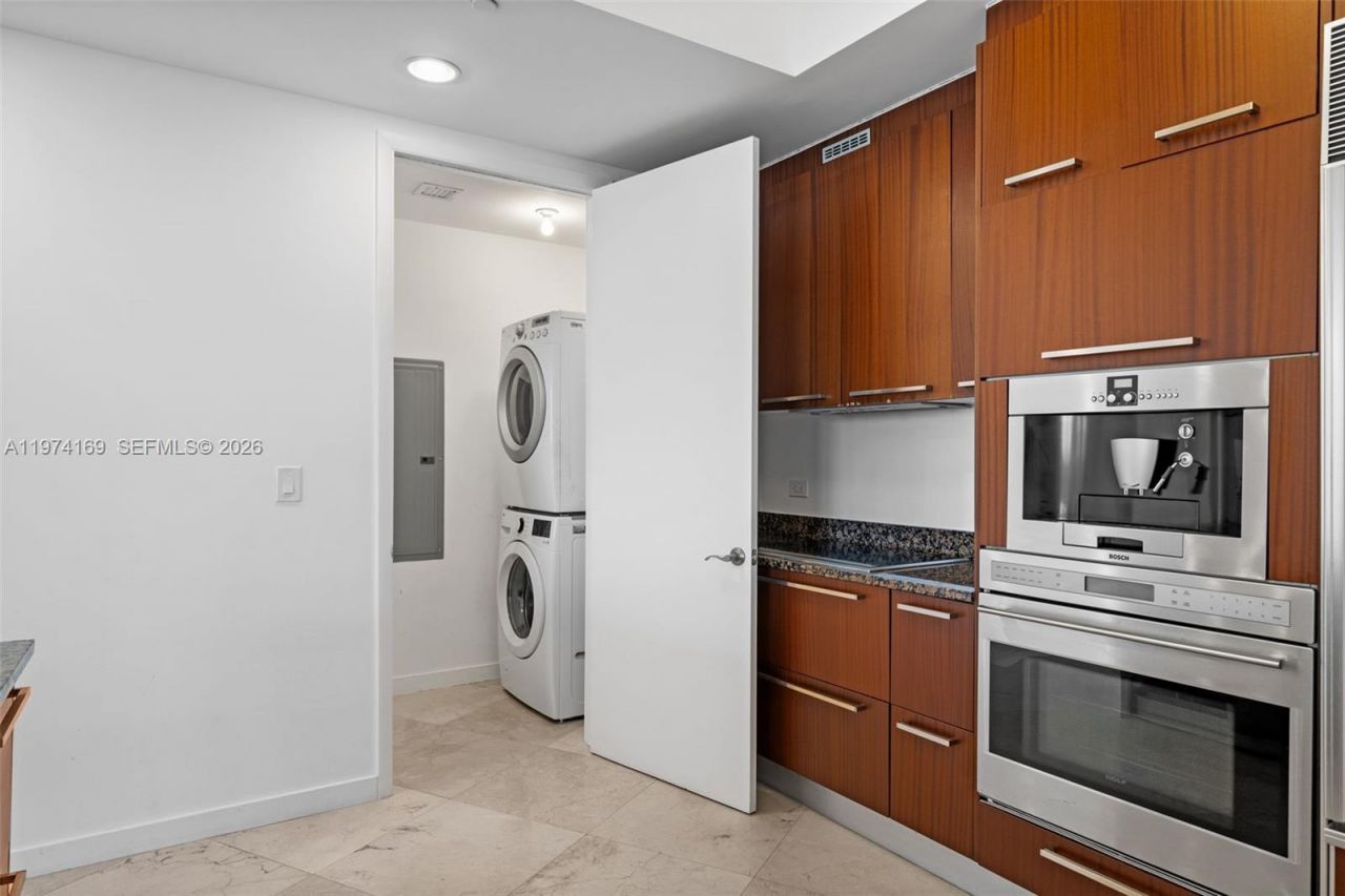 16001 Collins Ave, Unit 3007, Sunny Isles Beach, FL 33160 Photo