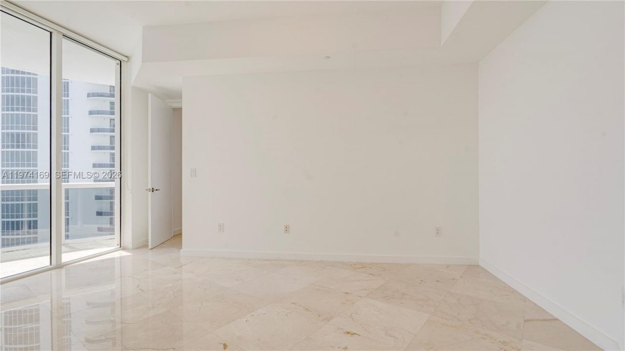 16001 Collins Ave, Unit 3007, Sunny Isles Beach, FL 33160 Photo