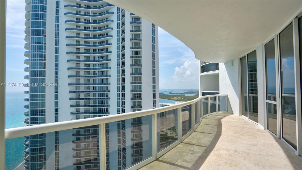 16001 Collins Ave, Unit 3007, Sunny Isles Beach, FL 33160 Photo