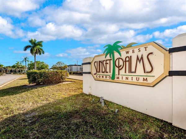 7256 SW 94th Pl, Unit A8, Miami, FL 33173