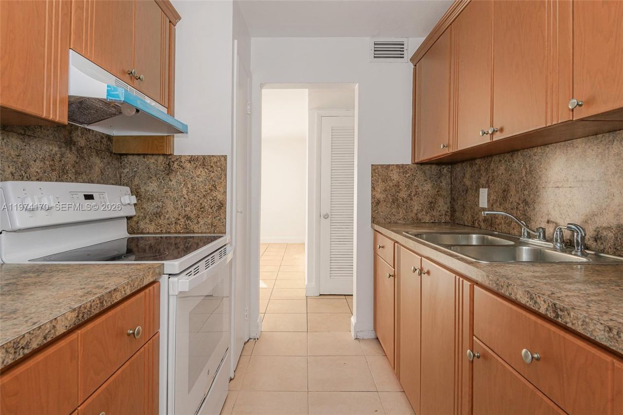 7256 SW 94th Pl, Unit A8, Miami, FL 33173 Photo