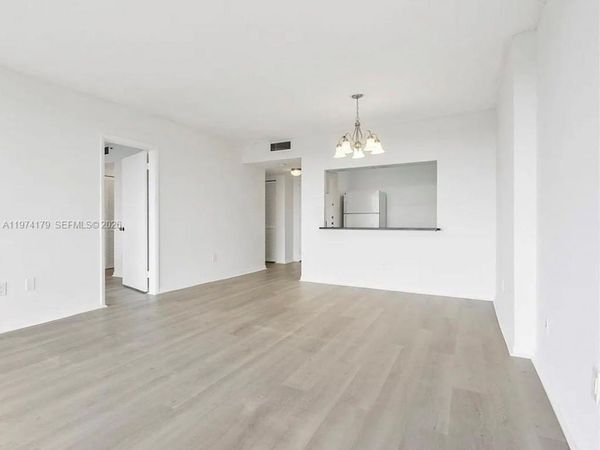 1470 NE 123rd St, Unit A603, North Miami, FL 33161