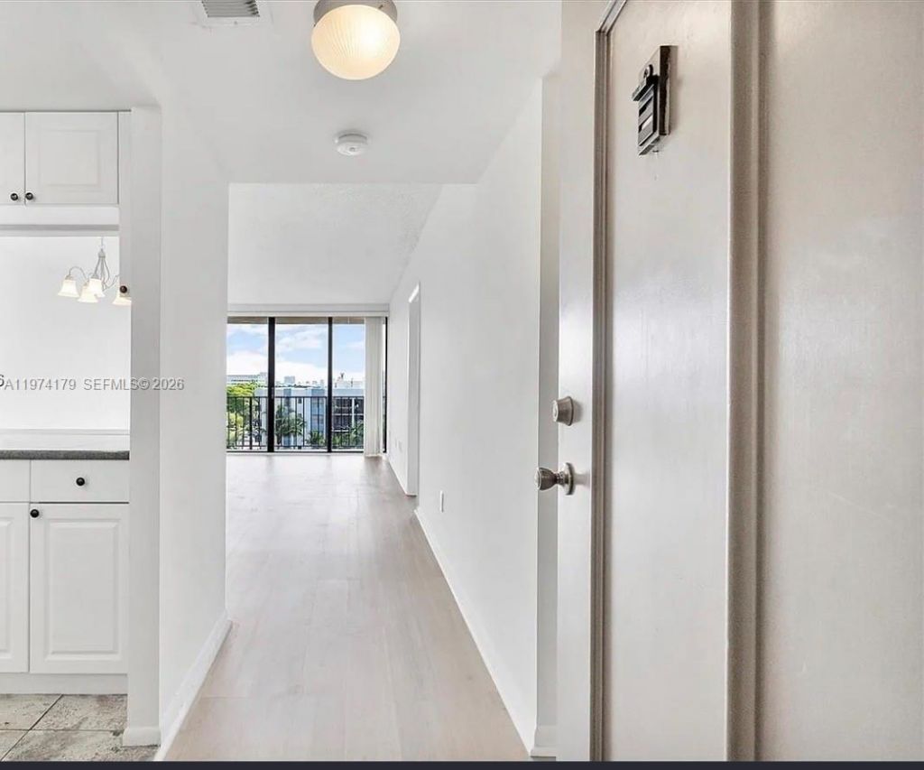 1470 NE 123rd St, Unit A603, North Miami, FL 33161 Photo