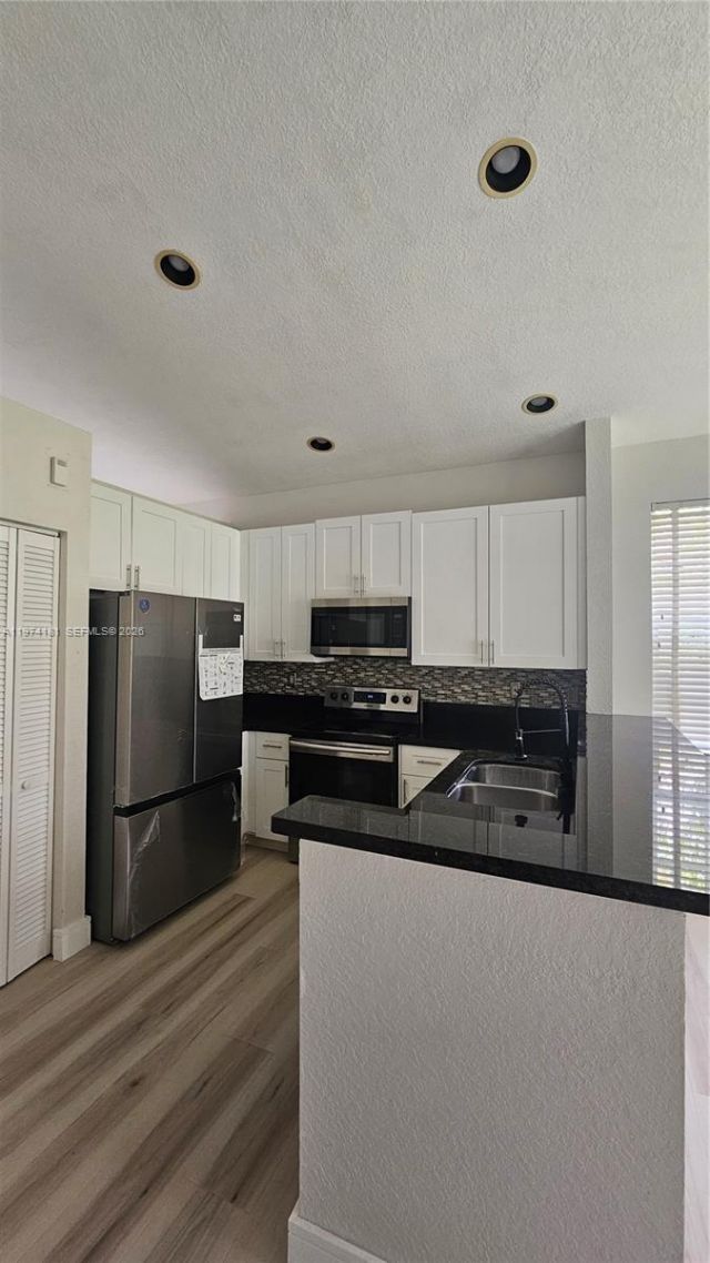7983 NW 18th Ct, Pembroke Pines, FL 33024 Photo