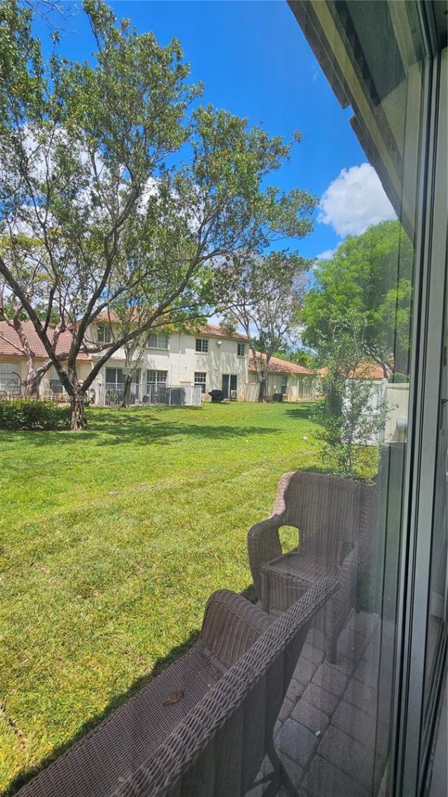 7983 NW 18th Ct, Pembroke Pines, FL 33024 Photo