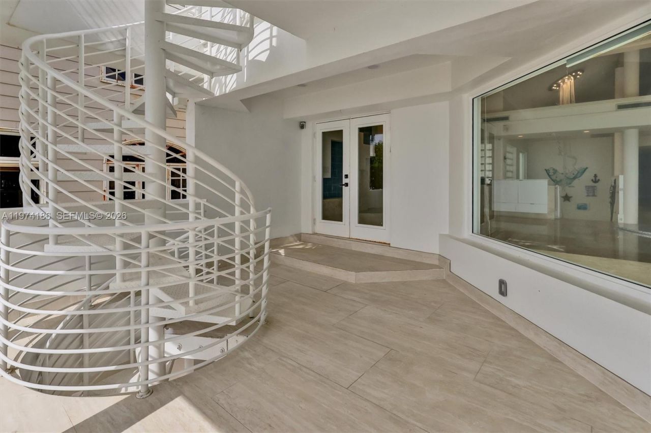 3036 N Atlantic Blvd, Fort Lauderdale, FL 33308 Photo