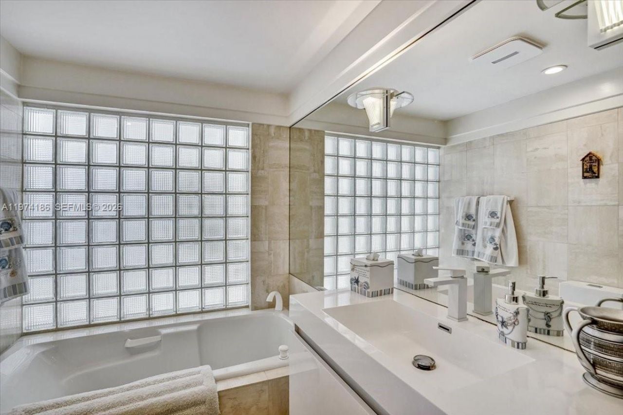 Please Call For Address, Fort Lauderdale, FL 33308 Photo