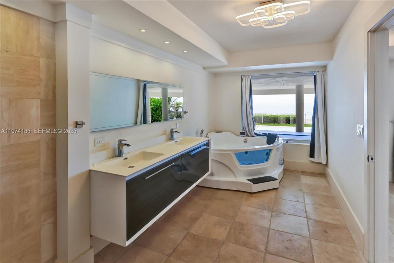 3036 N Atlantic Blvd, Fort Lauderdale, FL 33308 Photo