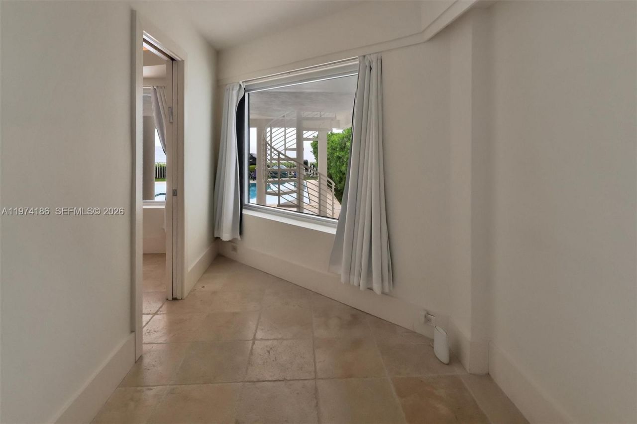3036 N Atlantic Blvd, Fort Lauderdale, FL 33308 Photo