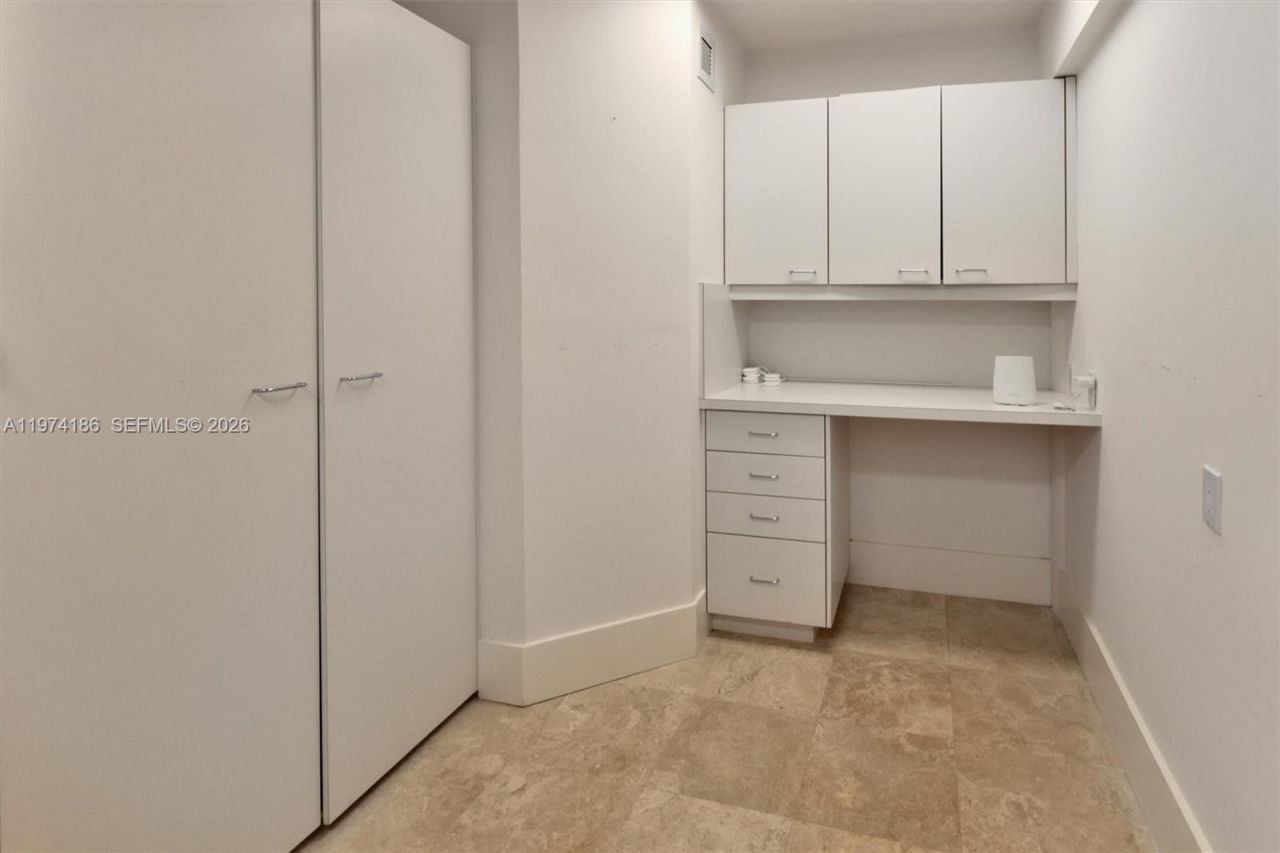 3036 N Atlantic Blvd, Fort Lauderdale, FL 33308 Photo