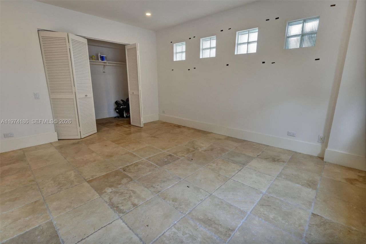 3036 N Atlantic Blvd, Fort Lauderdale, FL 33308 Photo