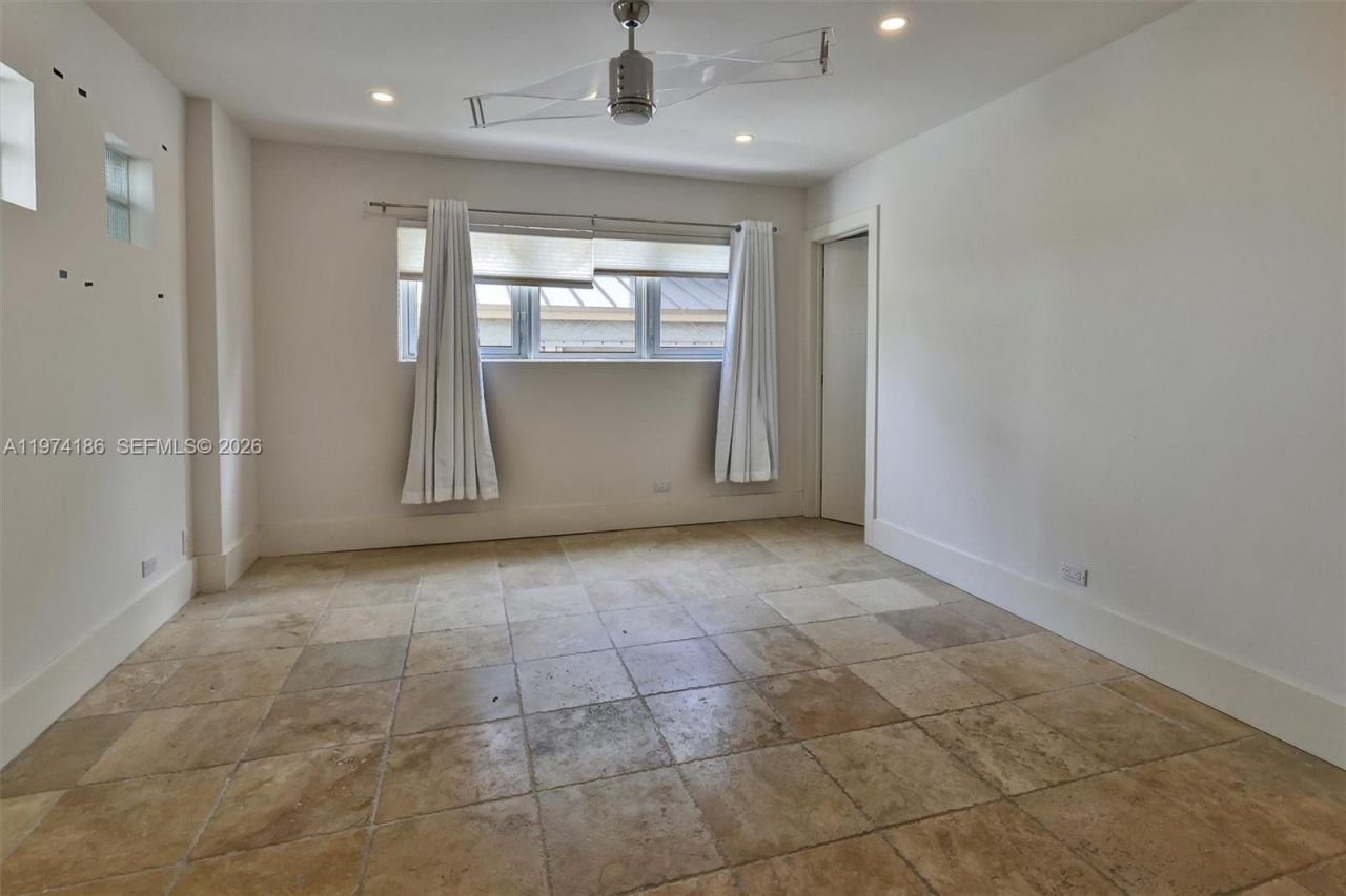 3036 N Atlantic Blvd, Fort Lauderdale, FL 33308 Photo