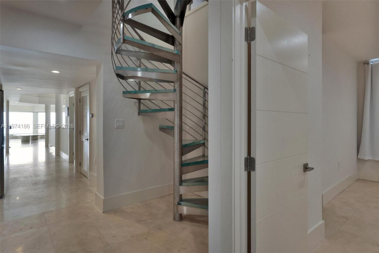 3036 N Atlantic Blvd, Fort Lauderdale, FL 33308 Photo