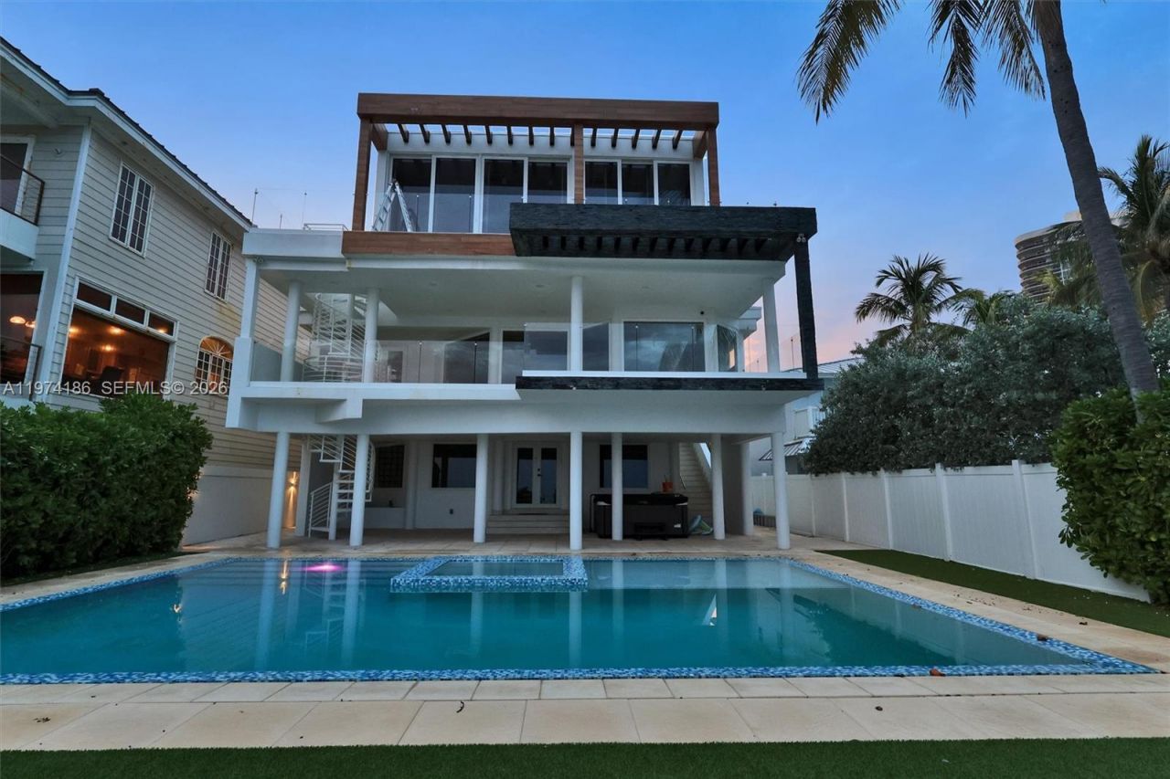 3036 N Atlantic Blvd, Fort Lauderdale, FL 33308 Photo
