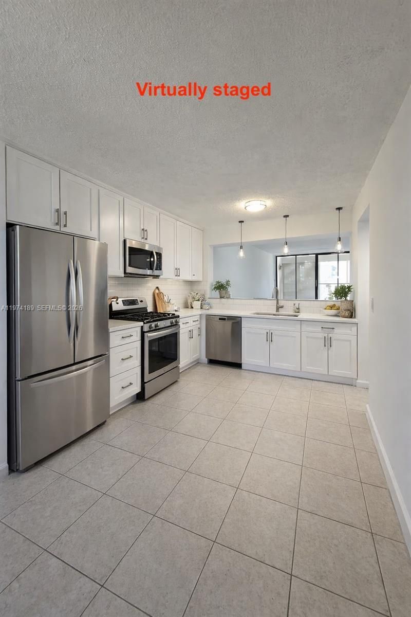 5920 Coral Lake Dr, Unit 208, Margate, FL 33063 Photo