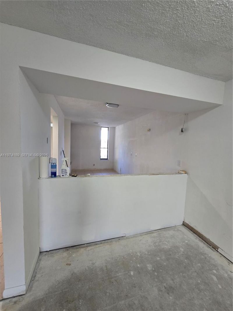 5920 Coral Lake Dr, Unit 208, Margate, FL 33063 Photo