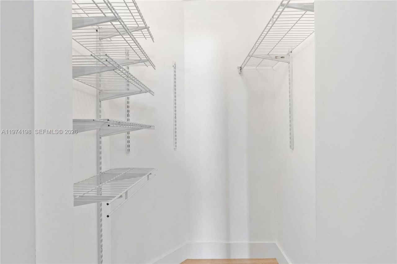 350 NE 24th St, Unit 406, Miami, FL 33137 Photo