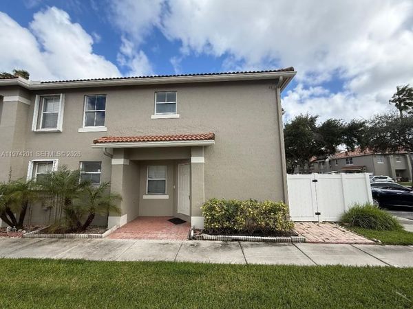 12637 SW 54th St, Miramar, FL 33027