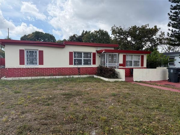 130 NW 124th St , North Miami, FL 33168