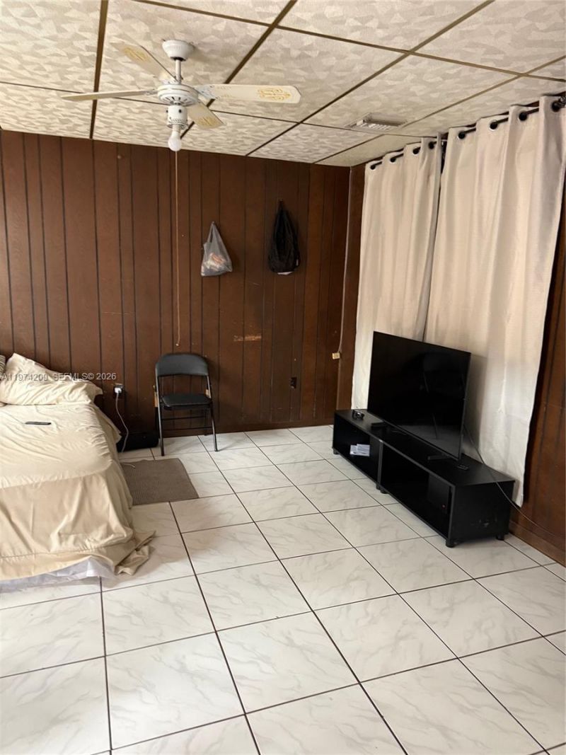 130 NW 124th St , North Miami, FL 33168 Photo