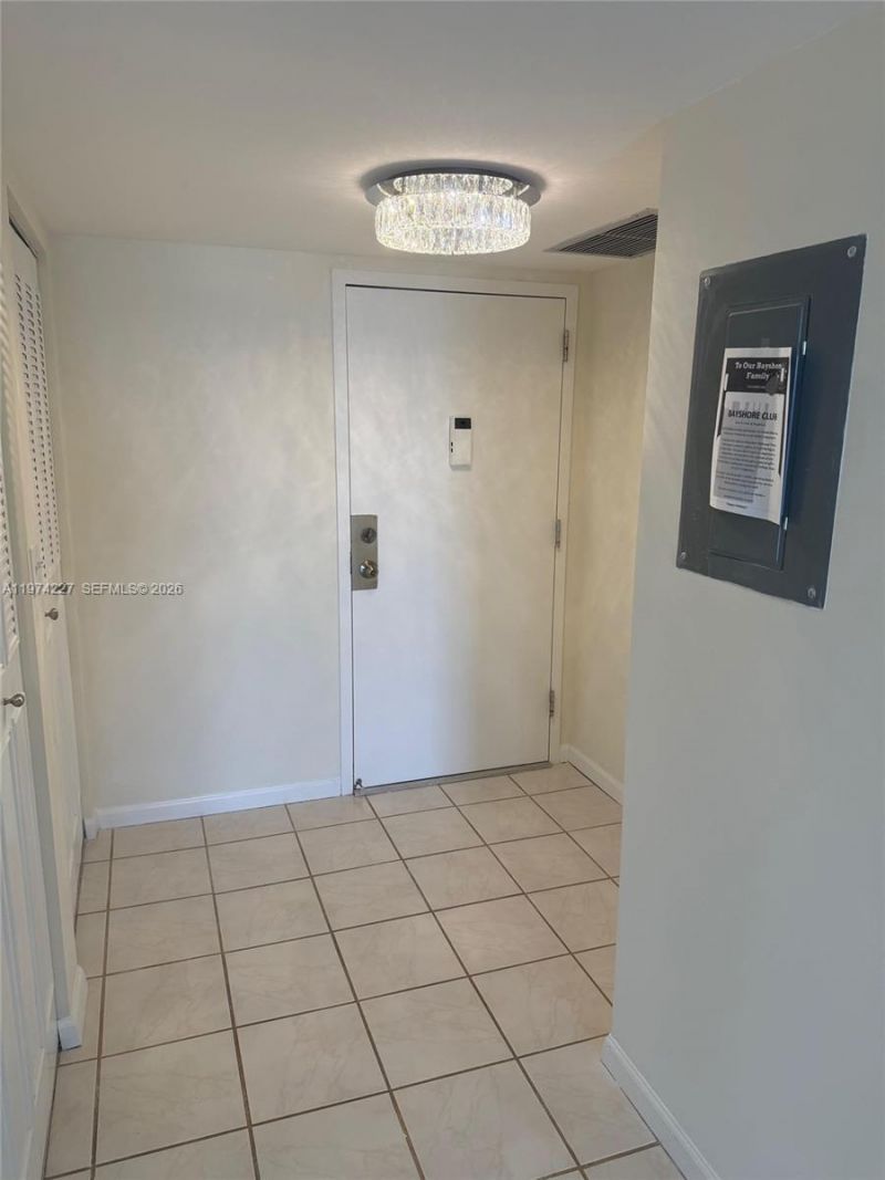 925 N Halifax, Unit 102, Daytona, FL 32118 Photo